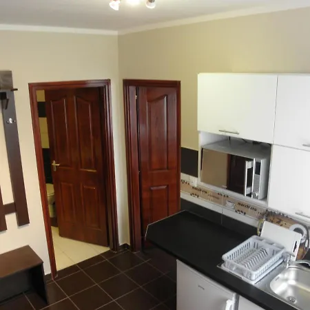 Eplenyi Apartmanhaz דירה Eplény