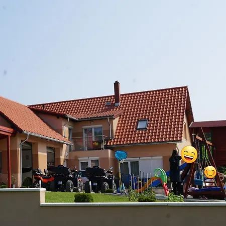 Eplenyi Apartmanhaz Eplény