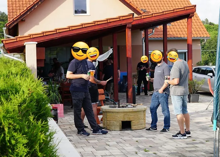 Eplenyi Apartmanhaz Lägenhet *
