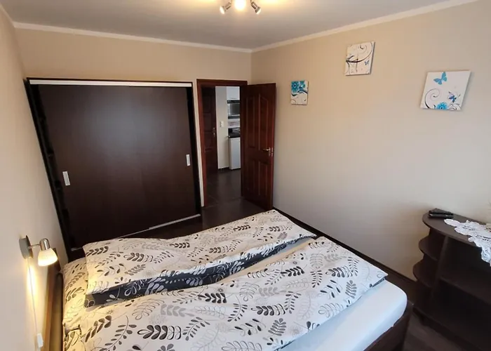 Lägenhet Eplenyi Apartmanhaz